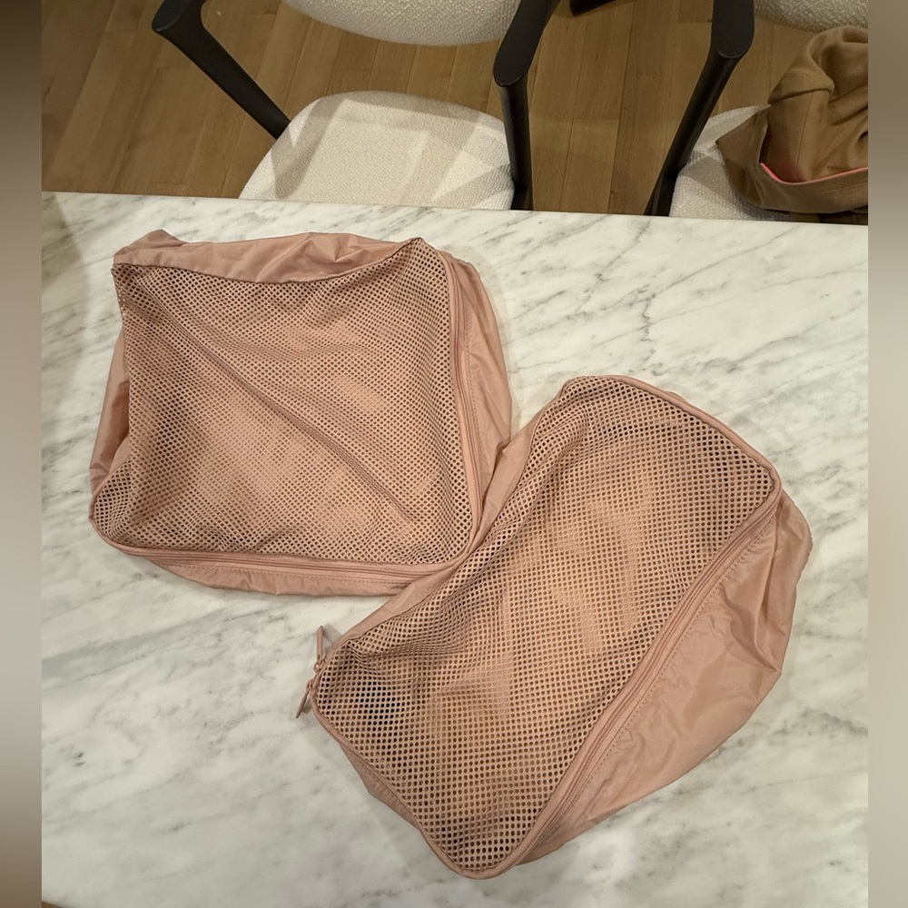 Away packing cubes